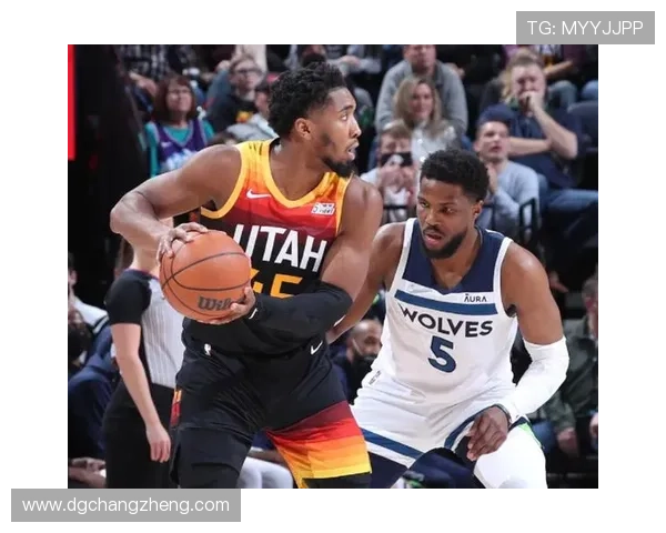 轰32分创五新高爵士锁定新秀